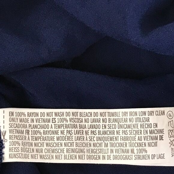 Forever 21 V-Neck Popover Top Women's Medium Blue Long Sleeves Rayon Buttons - Picture 7 of 7